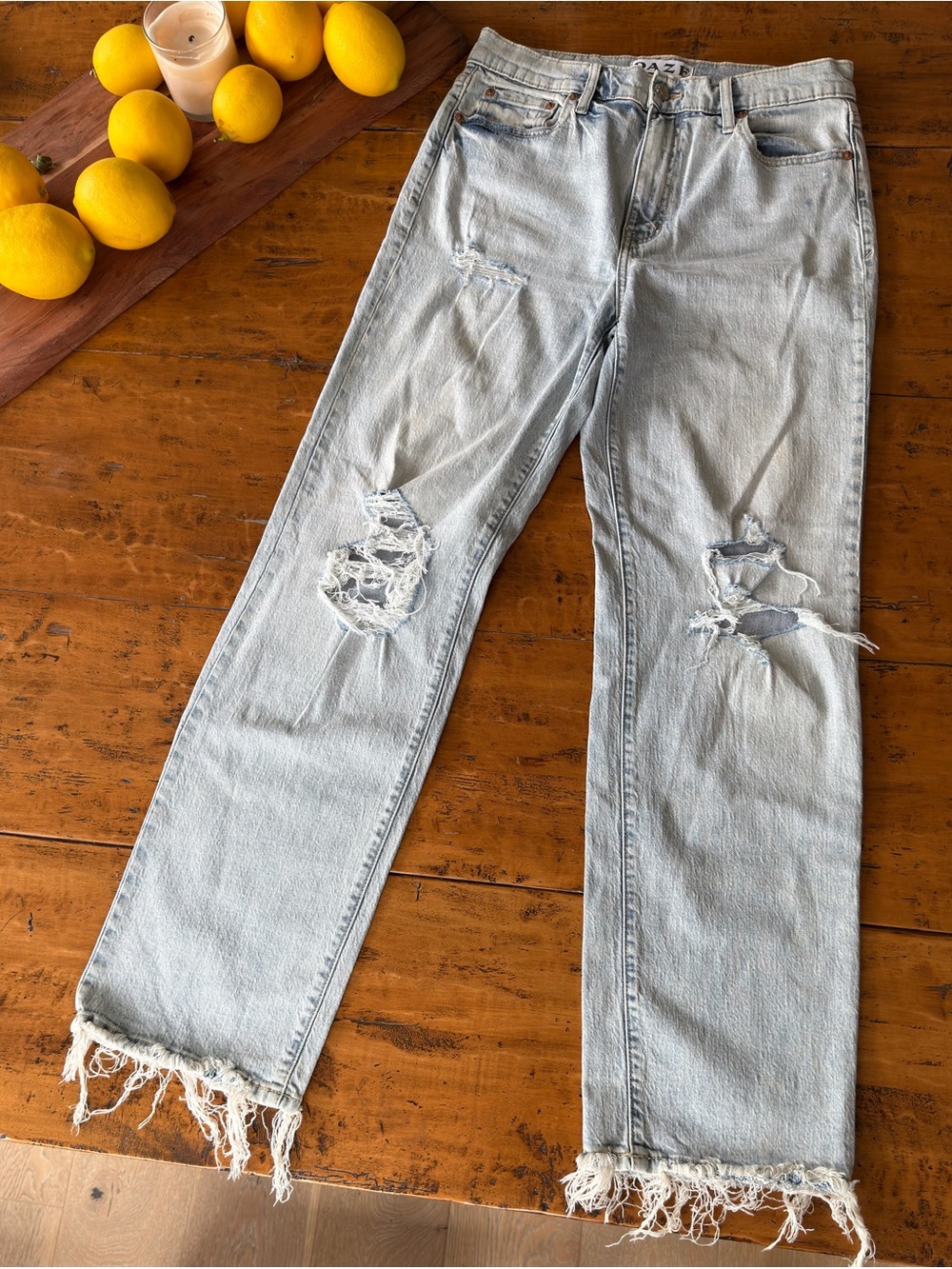 Daze Women’s Light Blue Distressed Straight-Leg Jeans — Casual Everyday Fit